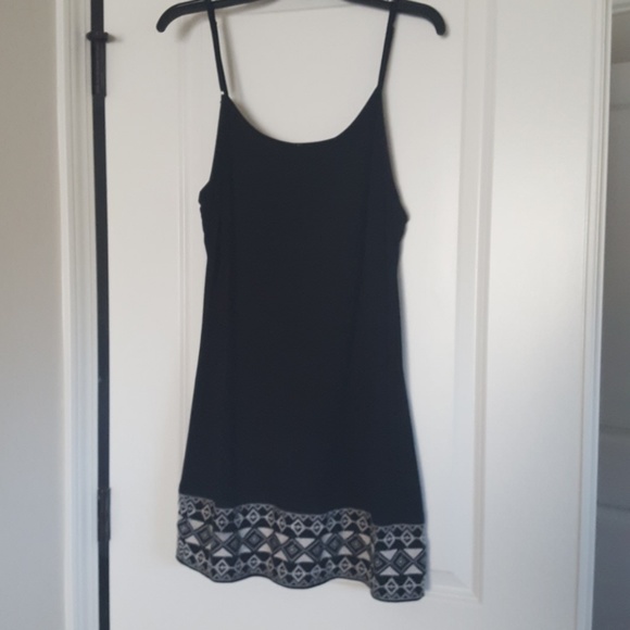Monoreno Dresses & Skirts - Adjustable strap sexy slip dress perfect condition